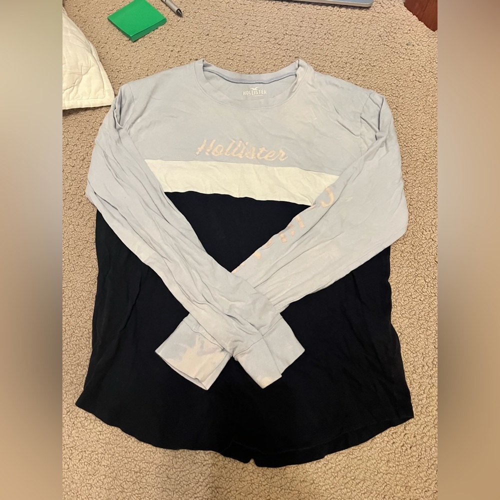 Hollister long sleeve tee